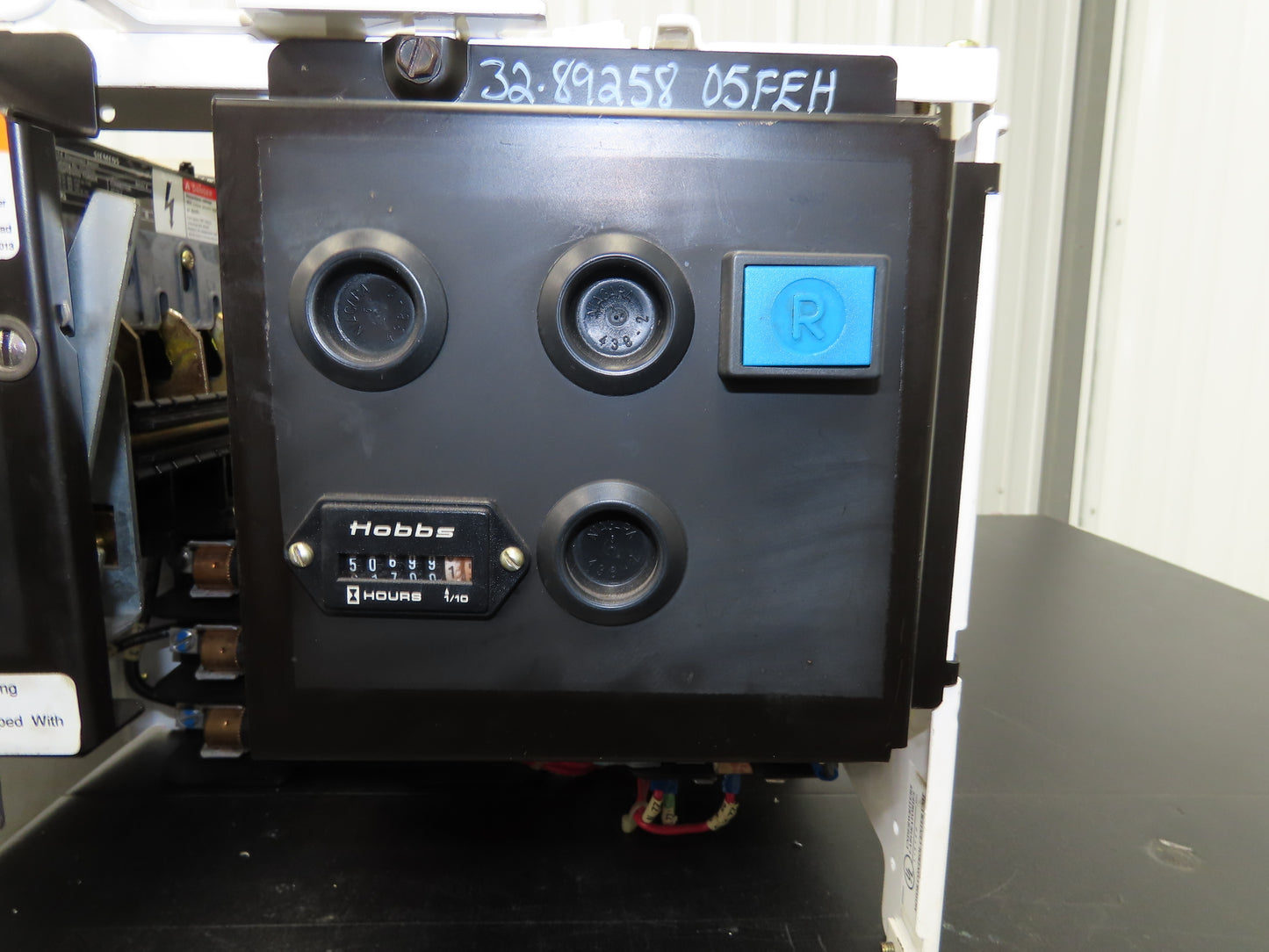 Siemens 32-89258 Combination Bucket Breaker MCC Starter Fused 600VAC 10HP 3Ph