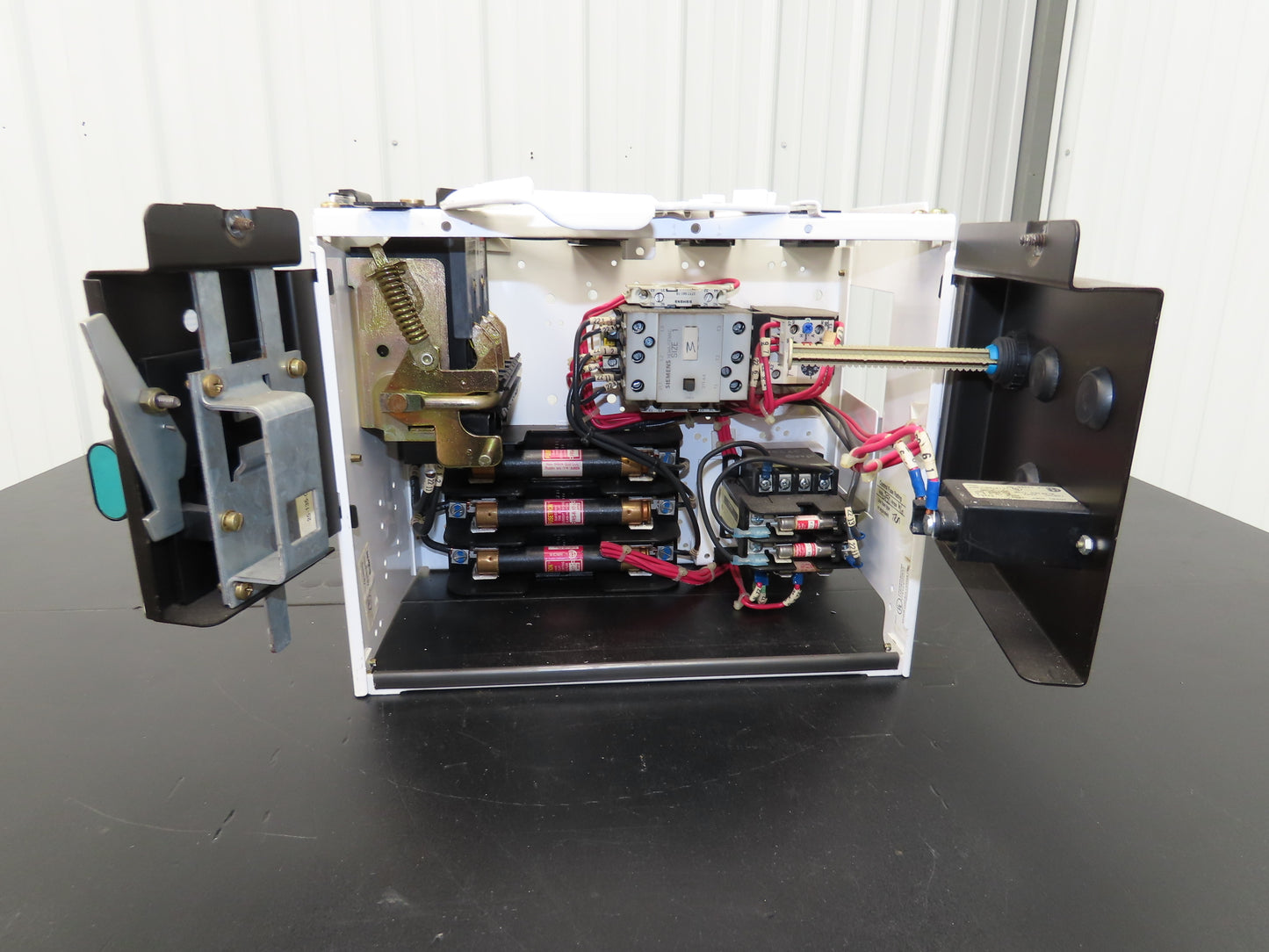 Siemens 32-89258 Combination Bucket Breaker MCC Starter Fused 600VAC 10HP 3Ph