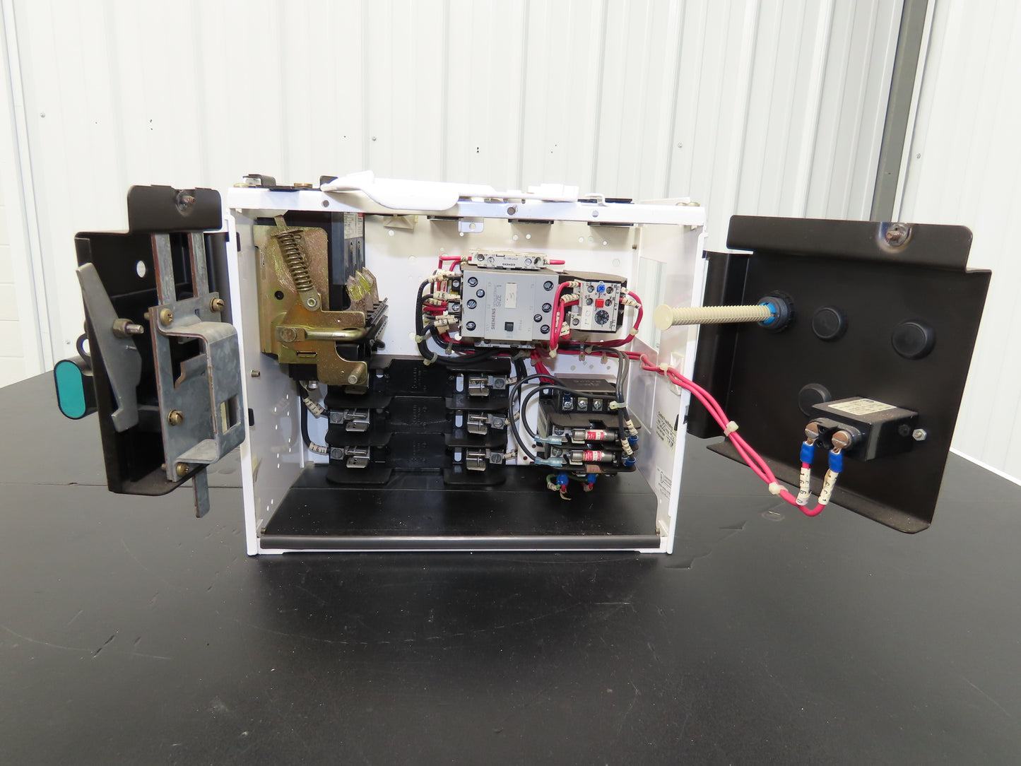 Siemens 32-89258 Combination Bucket Breaker MCC Starter Fused 600VAC 10HP 3Ph