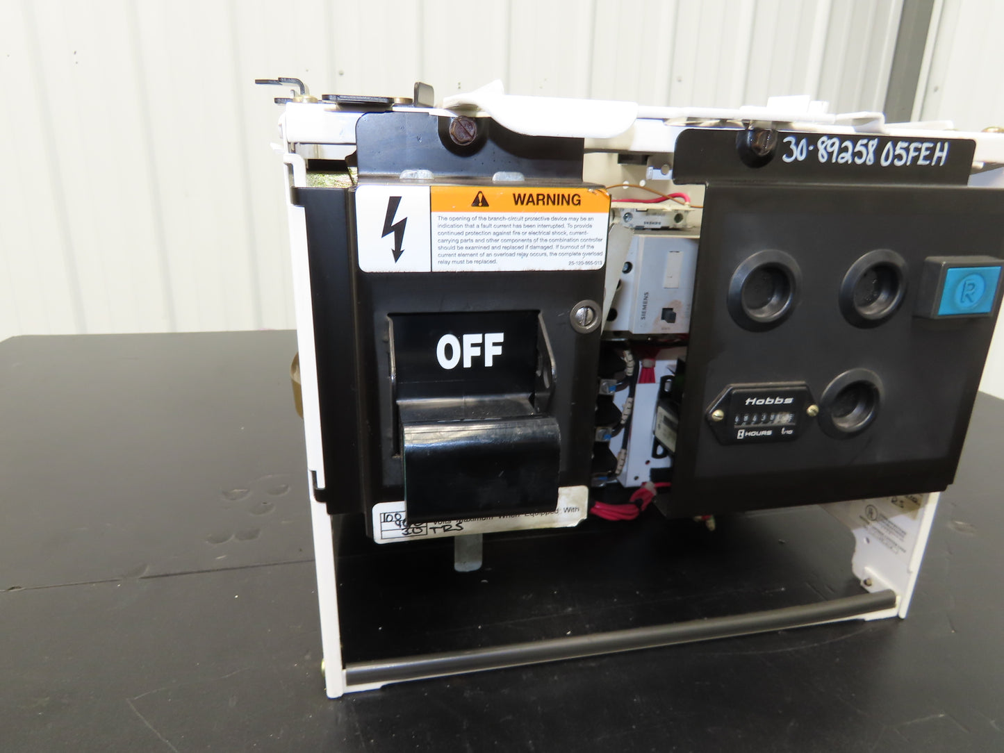 Siemens 32-89258 Combination Bucket Breaker MCC Starter Fused 600VAC 10HP 3Ph