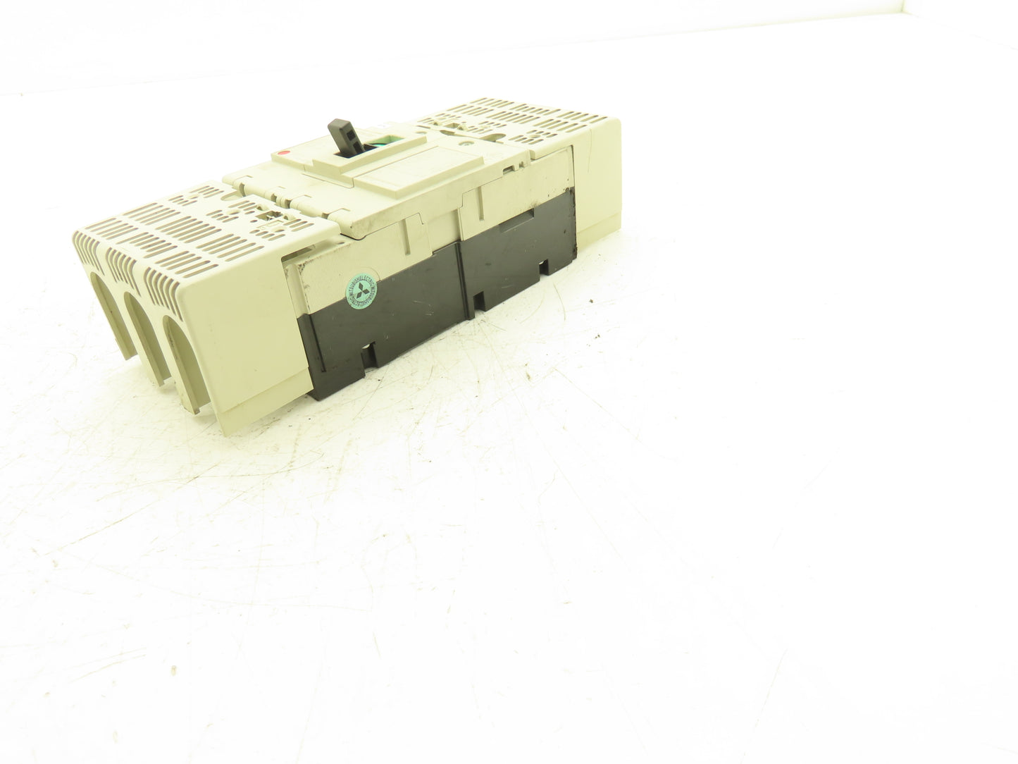 Mitsubishi Electric NF250-CV 150A Molded Case Circuit Breaker 600V 3PH w/ Guards