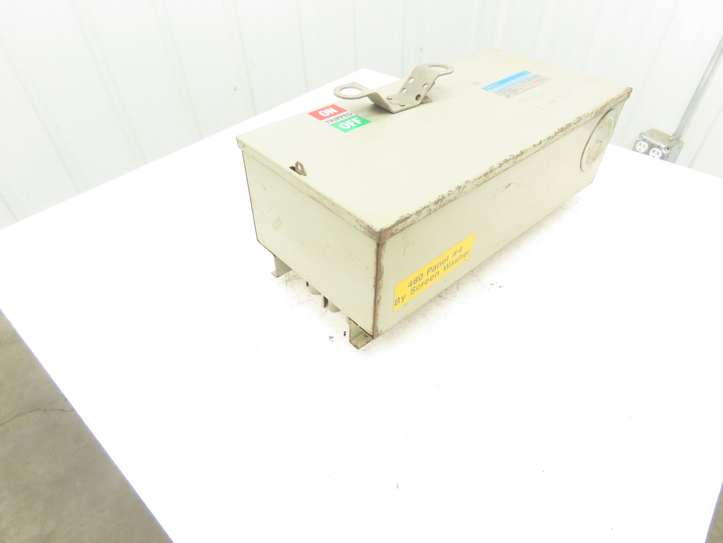 Gould BDJK4400 ITE BD Busway Bus Plug Disconnect 400A Breaker 600V 3P
