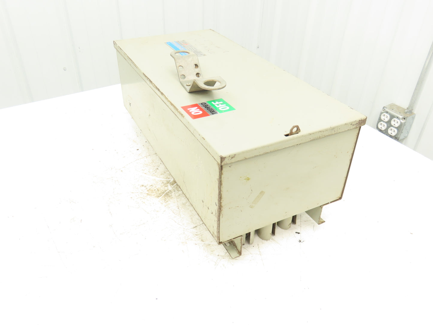 Gould BDJK4400 ITE BD Busway Bus Plug Disconnect 400A Breaker 600V 3P