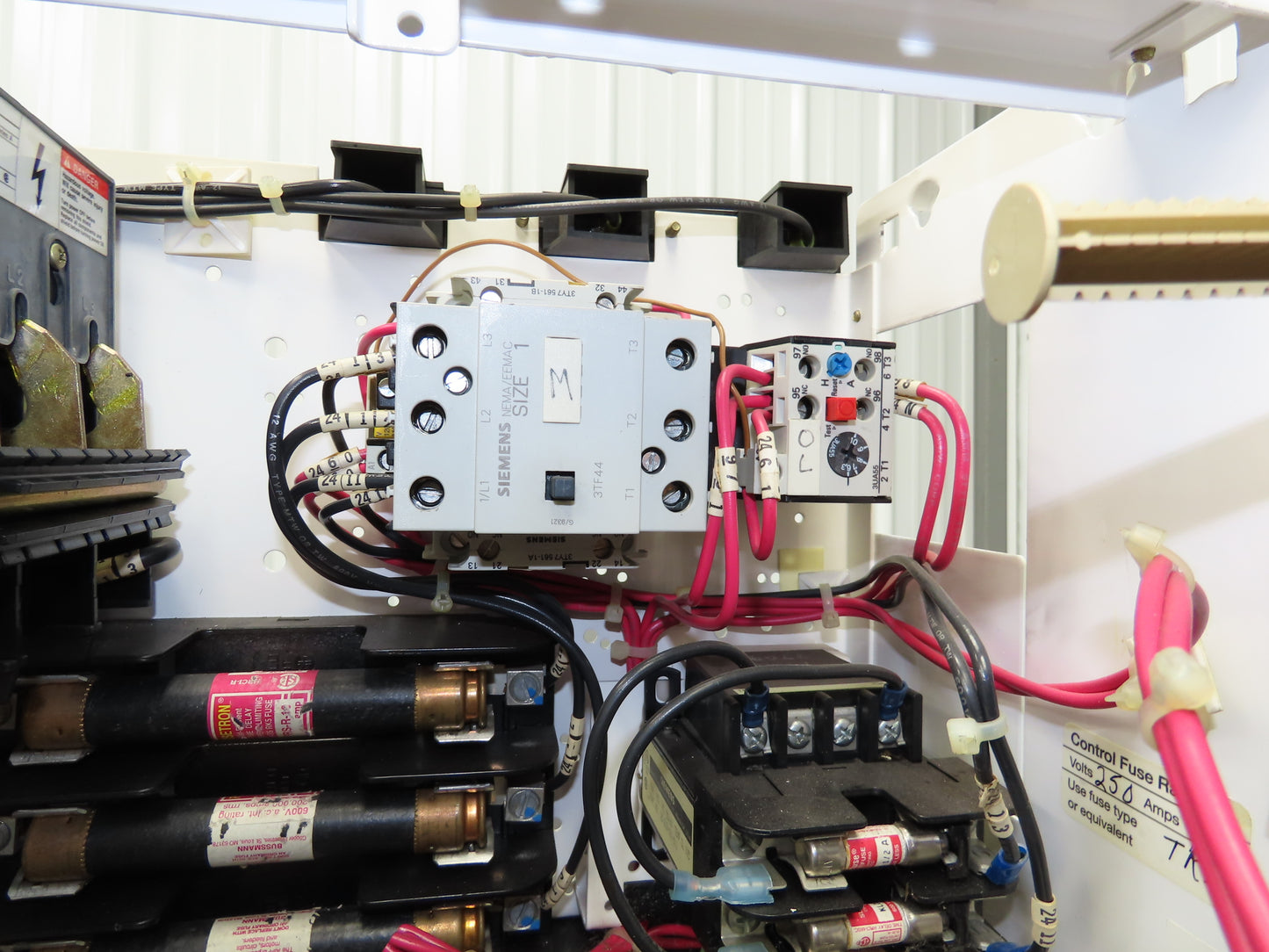 Siemens 32-89258 Combination Bucket Breaker MCC Starter Fused 600VAC 10HP 3Ph