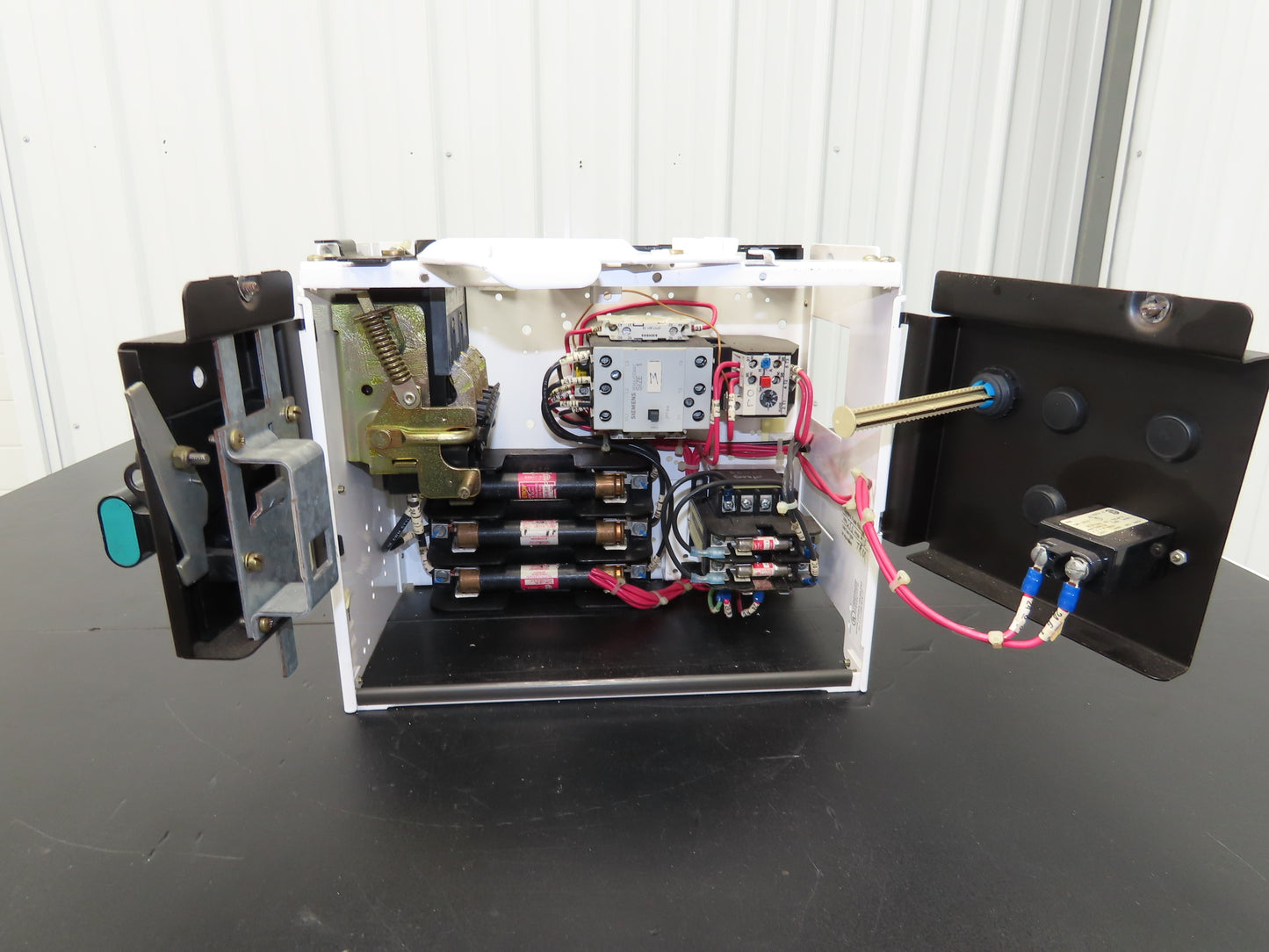 Siemens 32-89258 Combination Bucket Breaker MCC Starter Fused 600VAC 10HP 3Ph