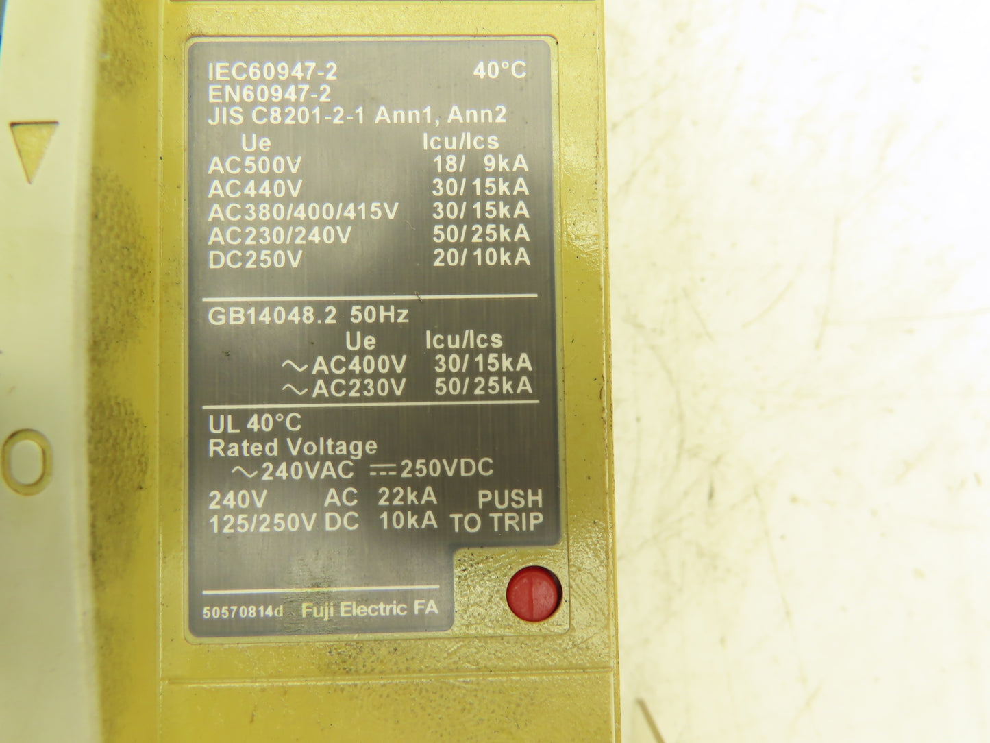 Fuji Electric BW400EAGU-3P300 Auto Circuit Breaker 300A 690VAC 250VDC 3 Pole IEC