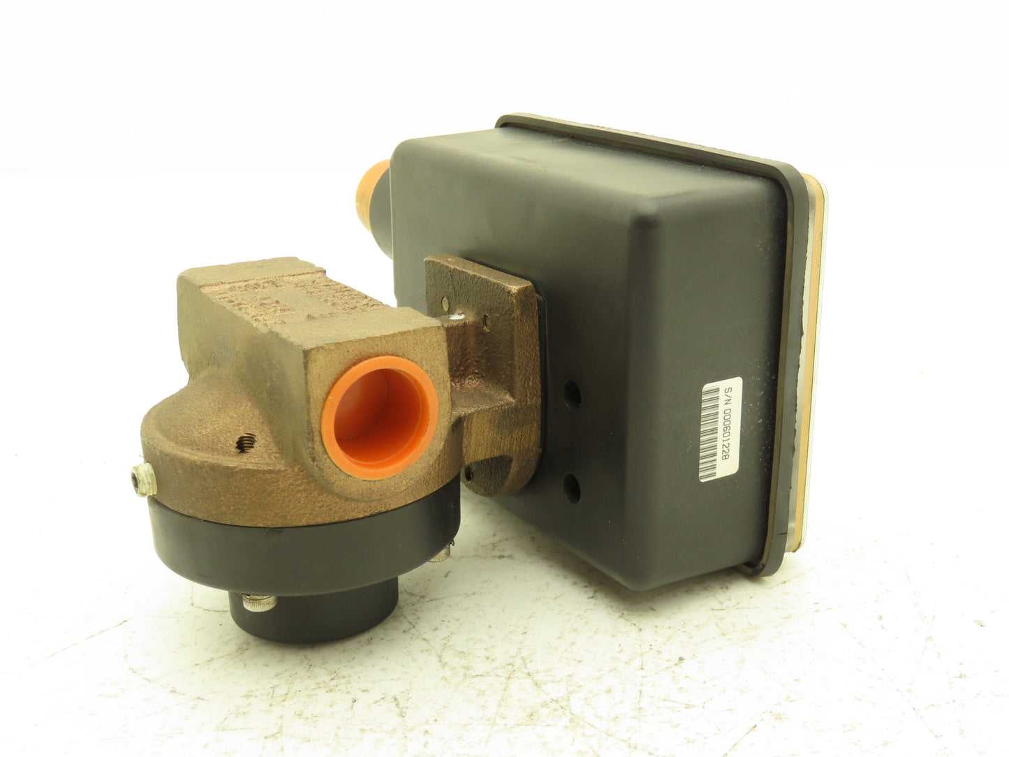 Universal Flow Monitors WVS6GM-6-A3WR-PC5-4.5D Flow Meter 6 GPM 3/4"NPT Bronze
