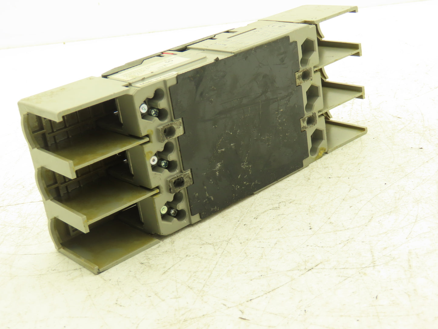 Schneider EZC 250N EasyPact Molded Case Circuit Breaker 150A 480VAC 3-Pole