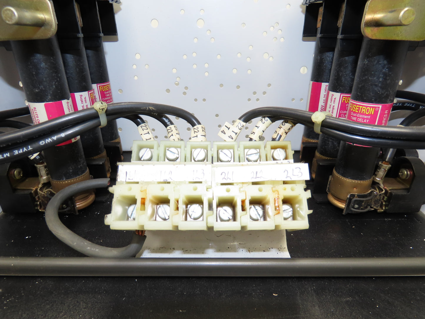 Siemens 30-89258 Bucket MCC Fused Motor Disconnect With 600V 50A Fuses