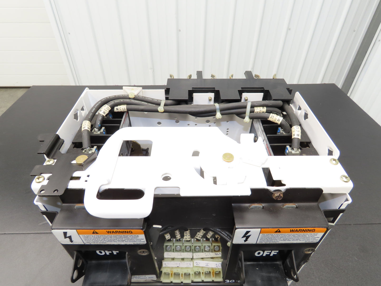 Siemens 30-89258 Bucket MCC Fused Motor Disconnect With 600V 50A Fuses