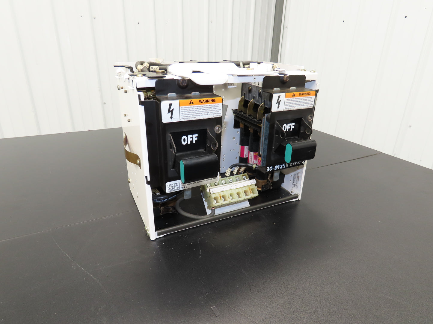 Siemens 30-89258 Bucket MCC Fused Motor Disconnect With 600V 50A Fuses