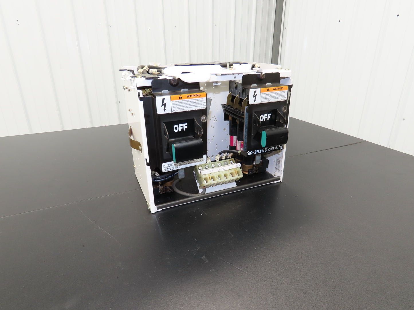 Siemens 30-89258 Bucket MCC Fused Motor Disconnect With 600V 50A Fuses