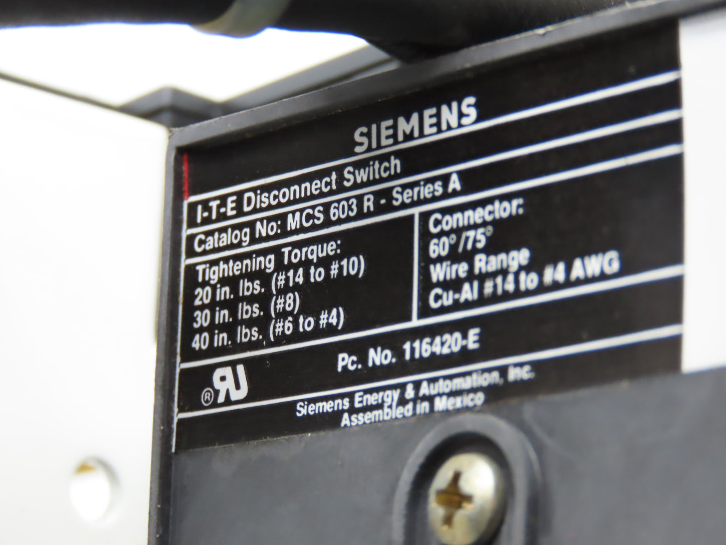 Siemens MCS603 Bucket MCC Fused Motor Disconnect With 600V Fuses One Missing