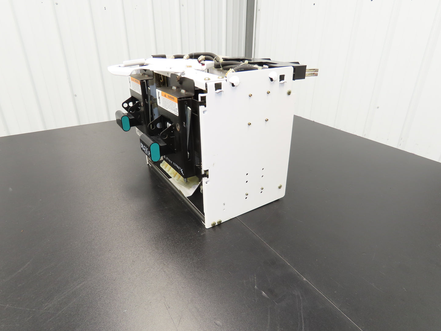 Siemens MCS603 Bucket MCC Fused Motor Disconnect With 600V Fuses One Missing