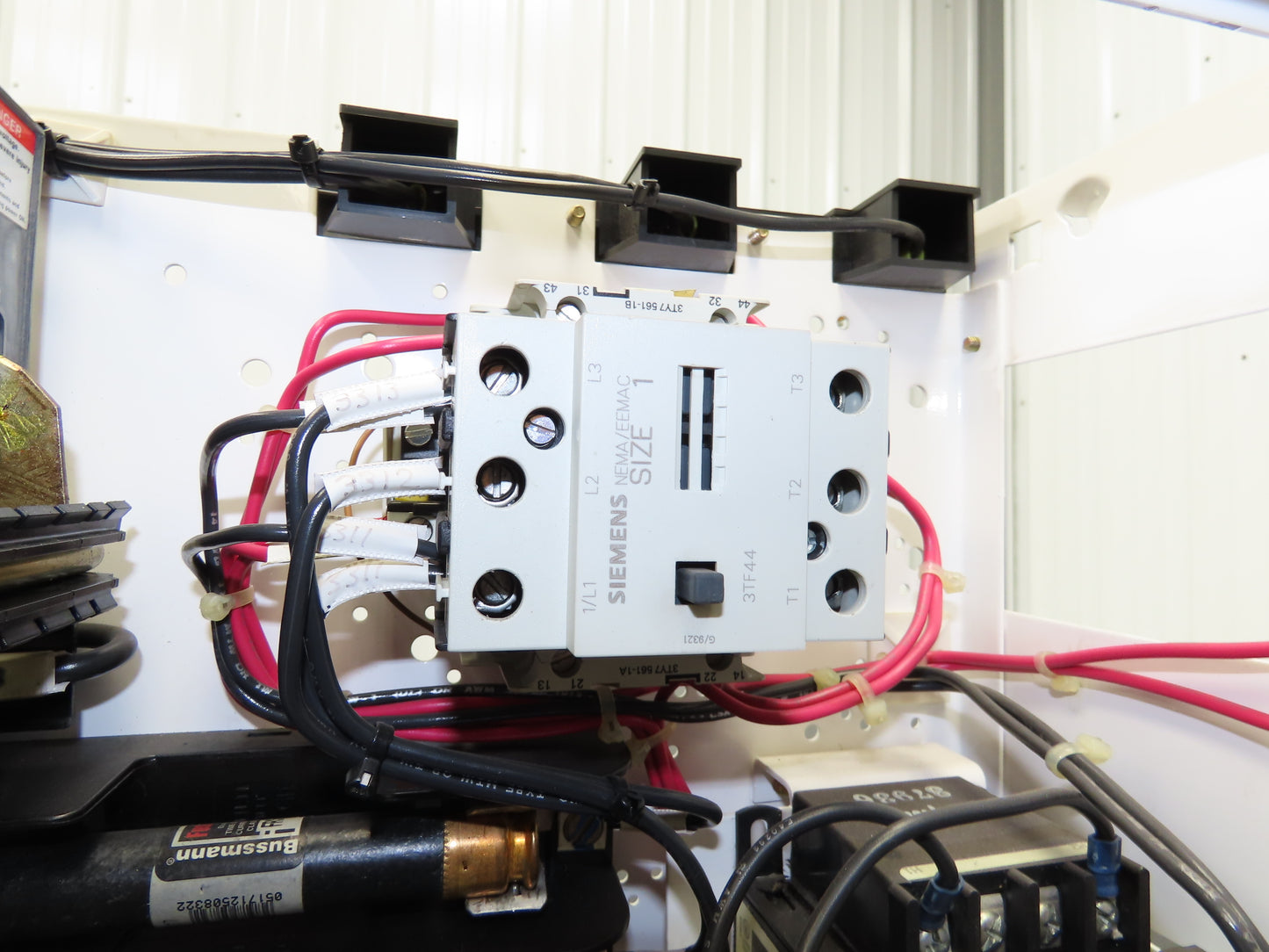 Siemens 32-89258 Combination Bucket Breaker MCC Starter Fused 600VAC 10HP 3Ph