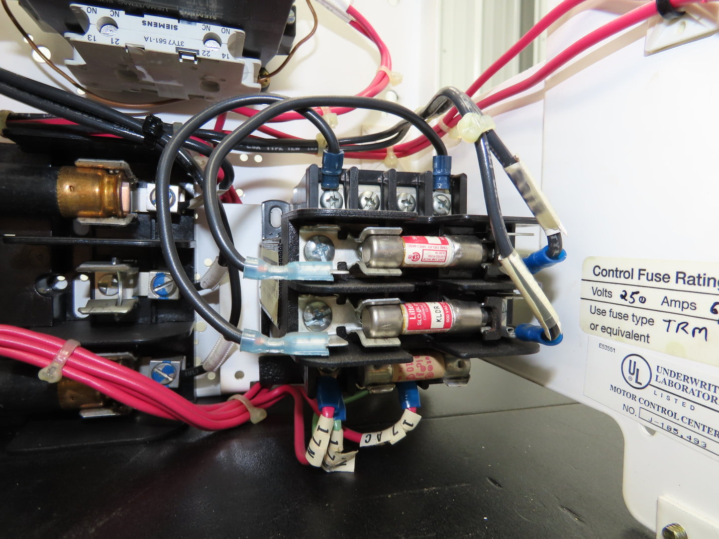 Siemens 32-89258 Combination Bucket Breaker MCC Starter Fused 600VAC 10HP 3Ph