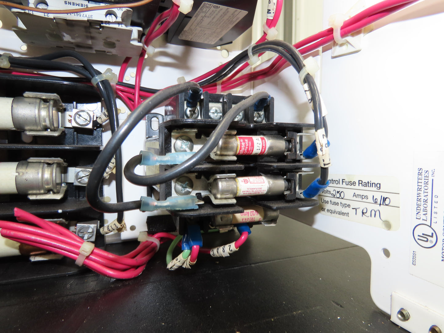 Siemens 32-89258 Combination Bucket Breaker MCC Starter Fused 600VAC 10HP 3Ph