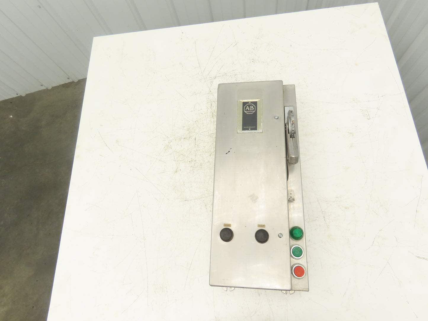 Allen Bradley 712-CCAD26 Combination Starter NEMA Size 2 Stainless 25HP 600V 3ph