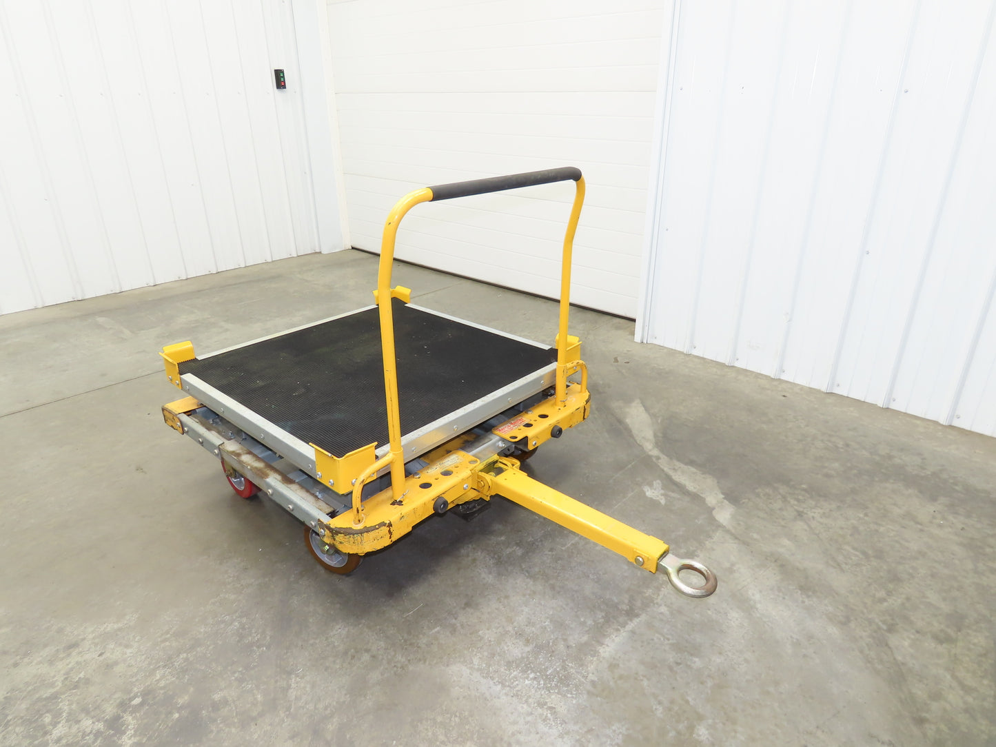Scharine Hercu-Hauler 2000lbs 37.75x37.75" Platform 18" Deck Height Tow Cart