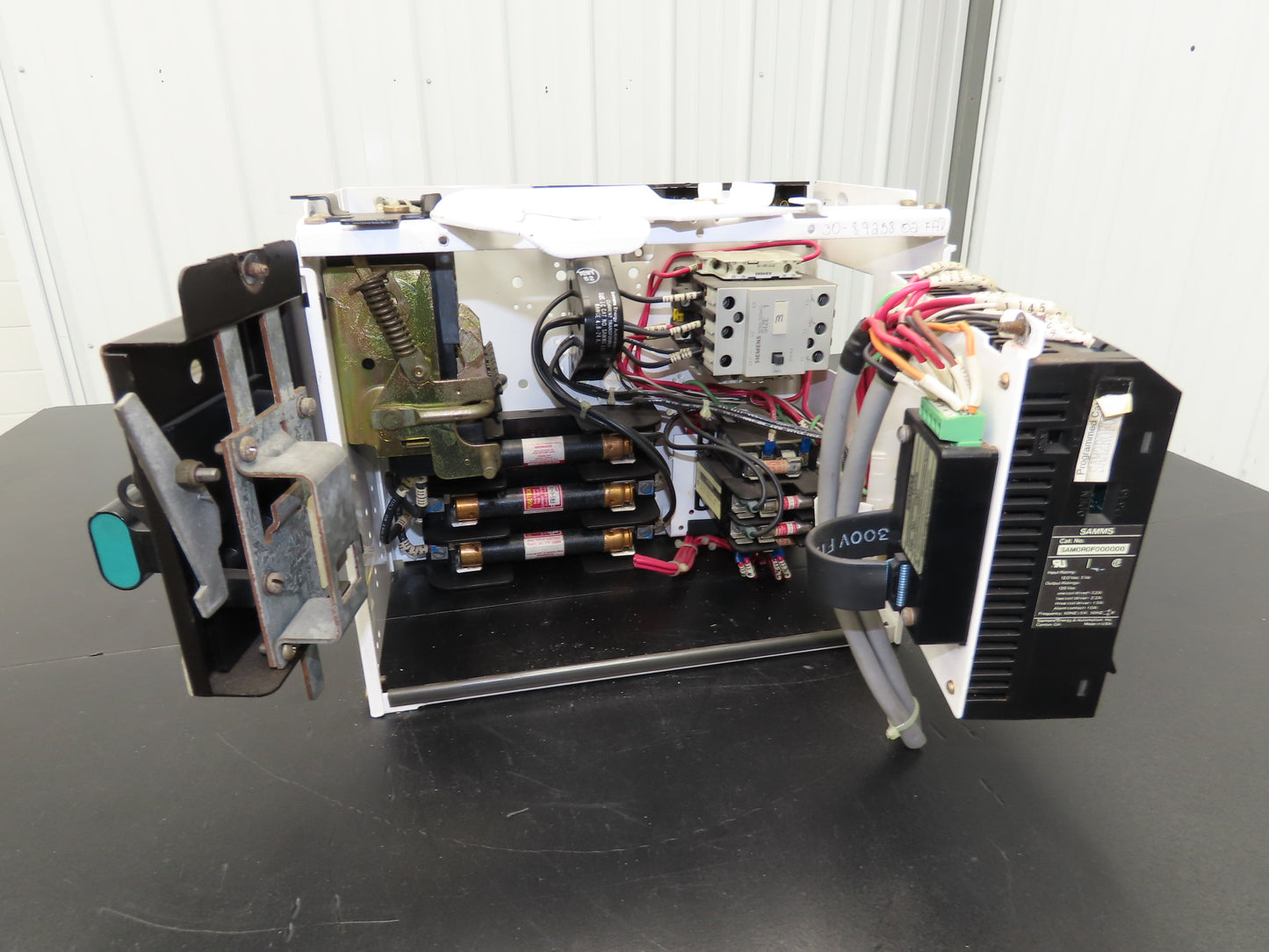 Siemens SAM0R0F000000 Combination Bucket Breaker MCC Fused 10Hp 600VAC 3Ph