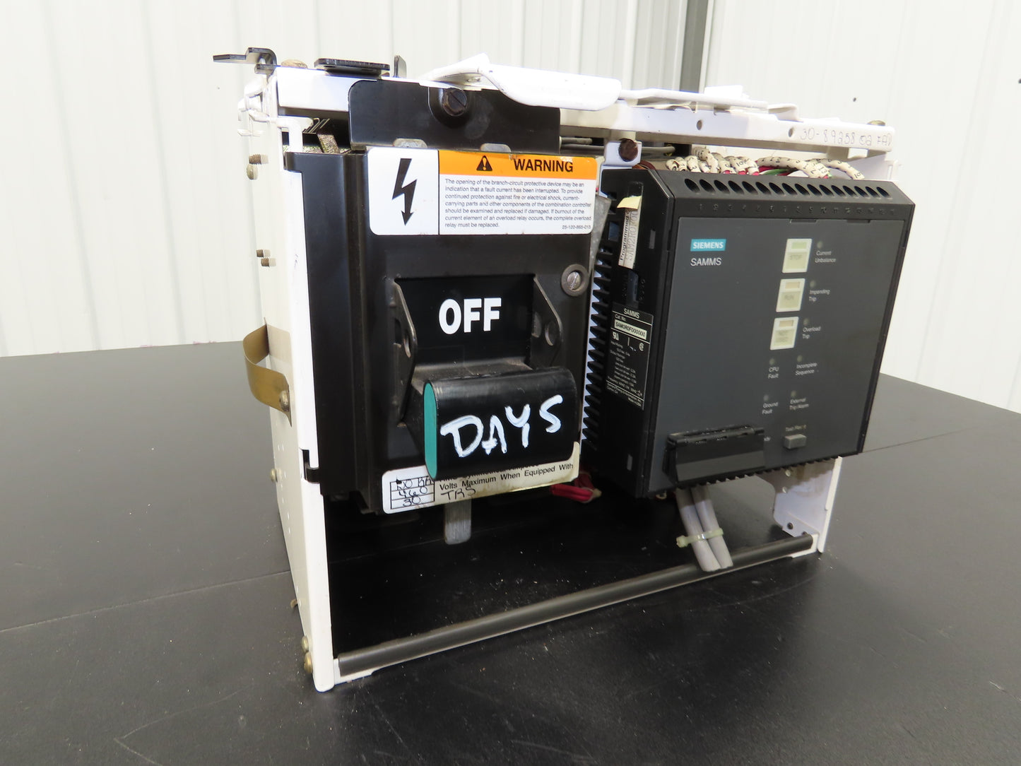 Siemens SAM0R0F000000 Combination Bucket Breaker MCC Fused 10Hp 600VAC 3Ph