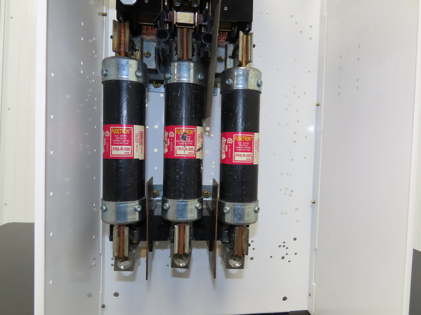 Siemens DS464R Bucket MCC Fused Motor Disconnect 600VAC 150Hp 200A 250VDC