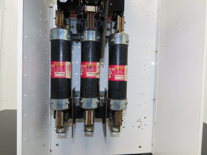 Siemens DS464R Bucket MCC Fused Motor Disconnect 600VAC 150Hp 200A 250VDC