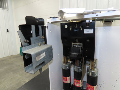 Siemens DS464R Bucket MCC Fused Motor Disconnect 600VAC 150Hp 200A 250VDC