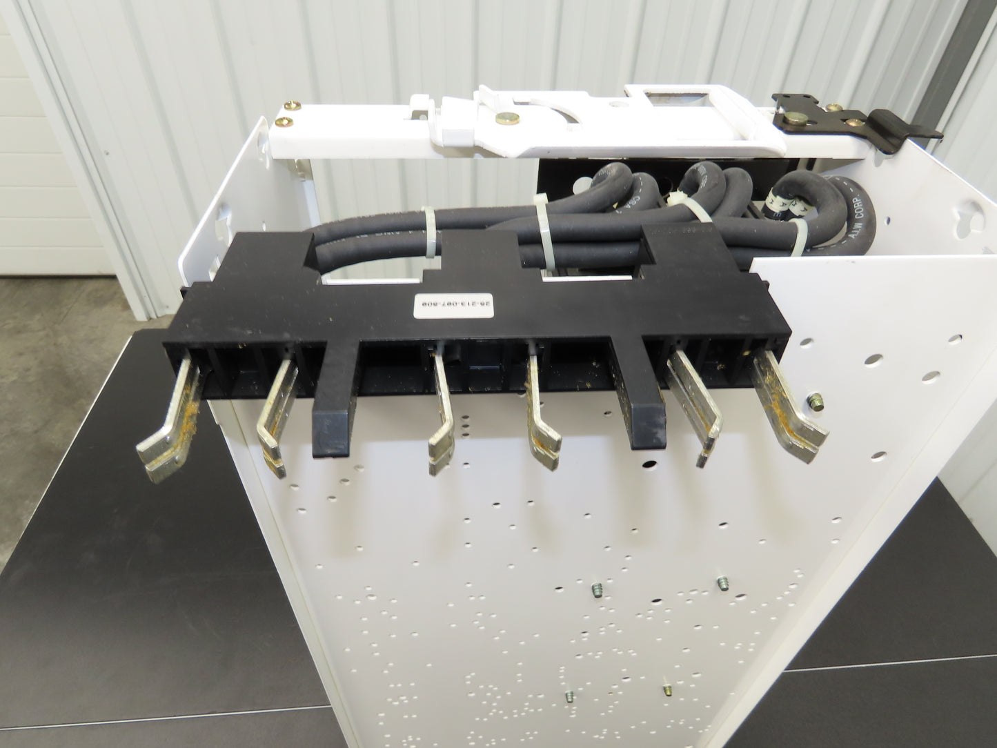 Siemens DS464R Bucket MCC Fused Motor Disconnect 600VAC 150Hp 200A 250VDC