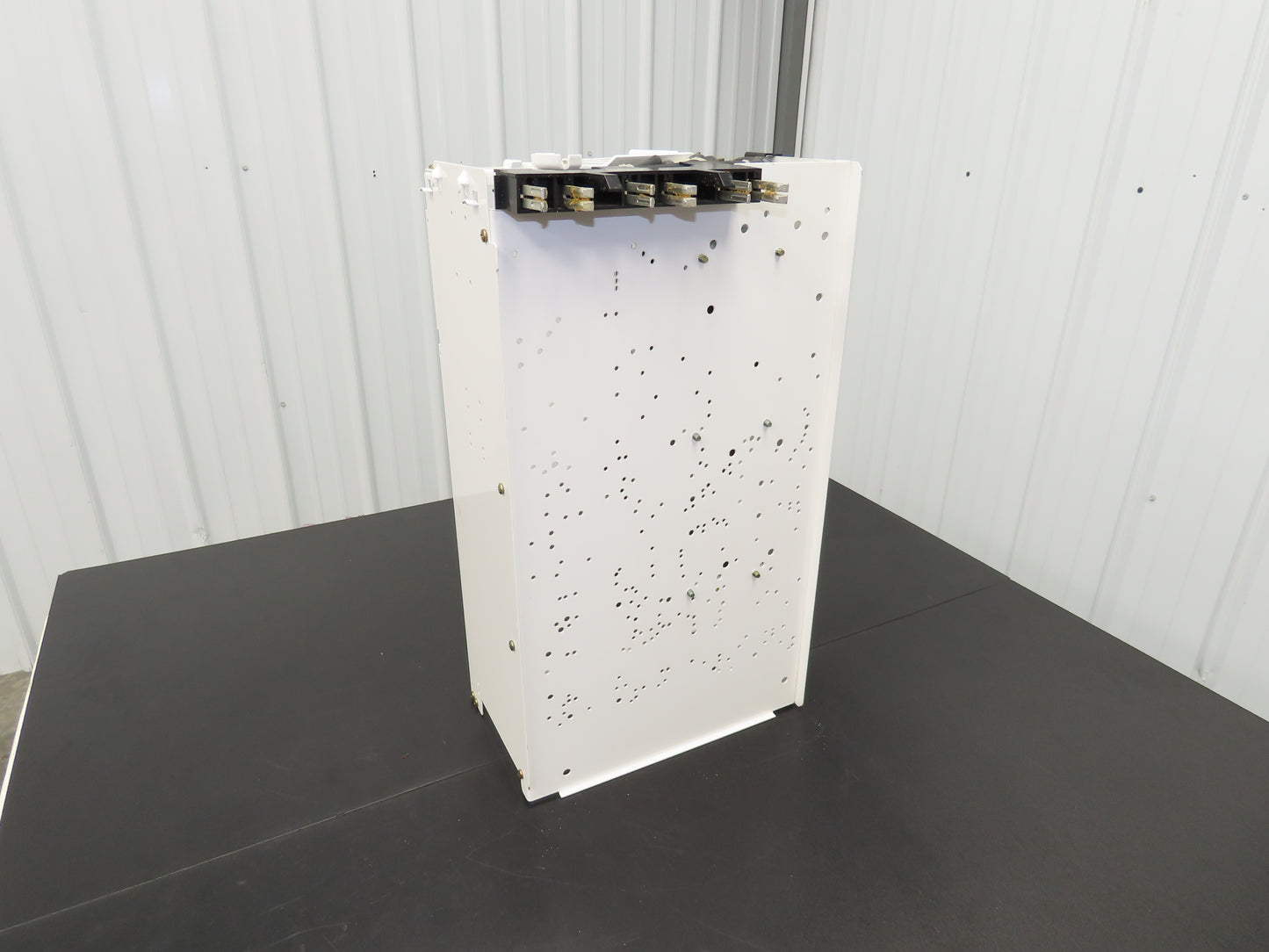 Siemens DS464R Bucket MCC Fused Motor Disconnect 600VAC 150Hp 200A 250VDC