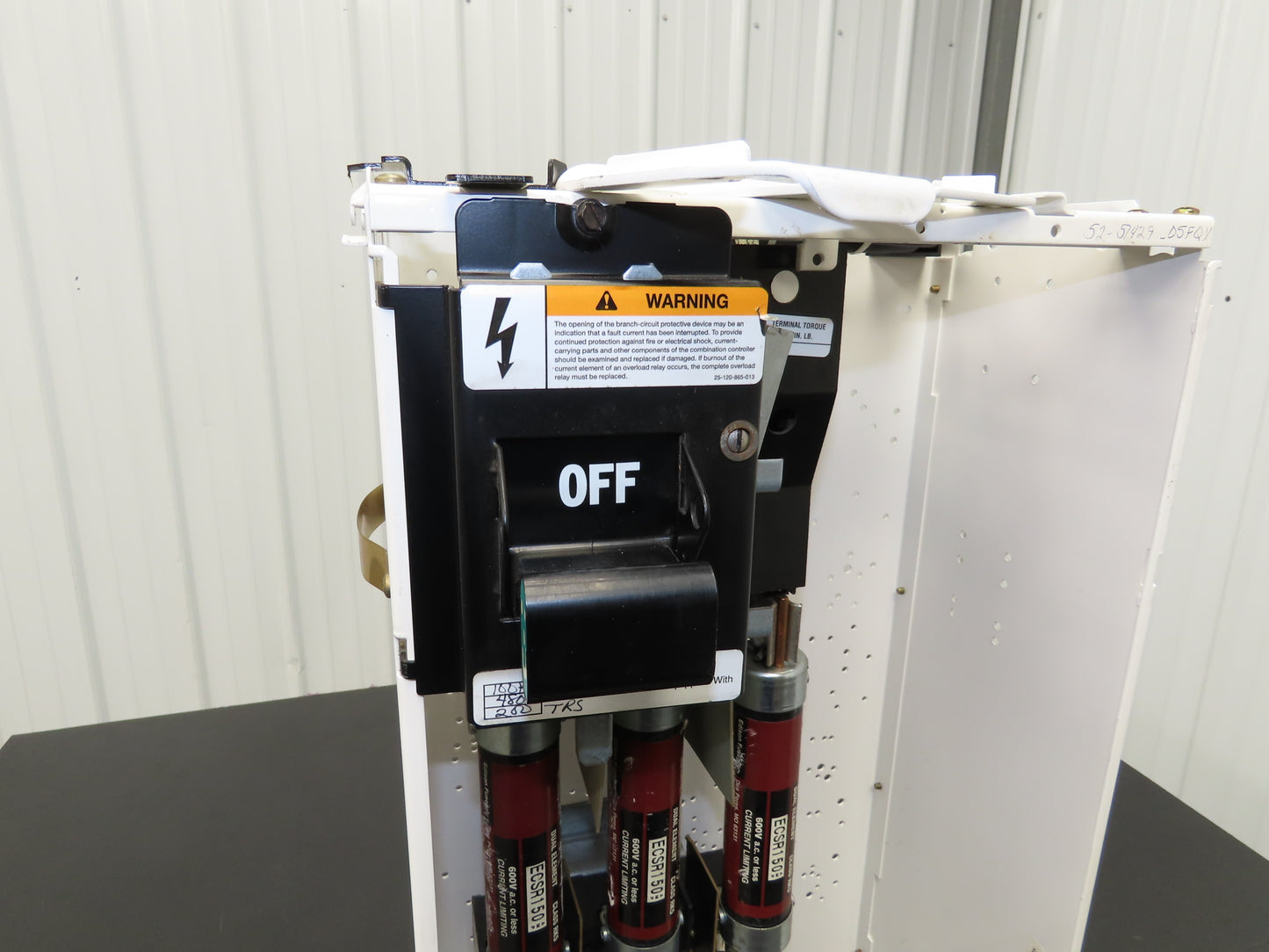 Siemens DS464R Bucket MCC Fused Motor Disconnect 600VAC 150Hp 200A 250VDC