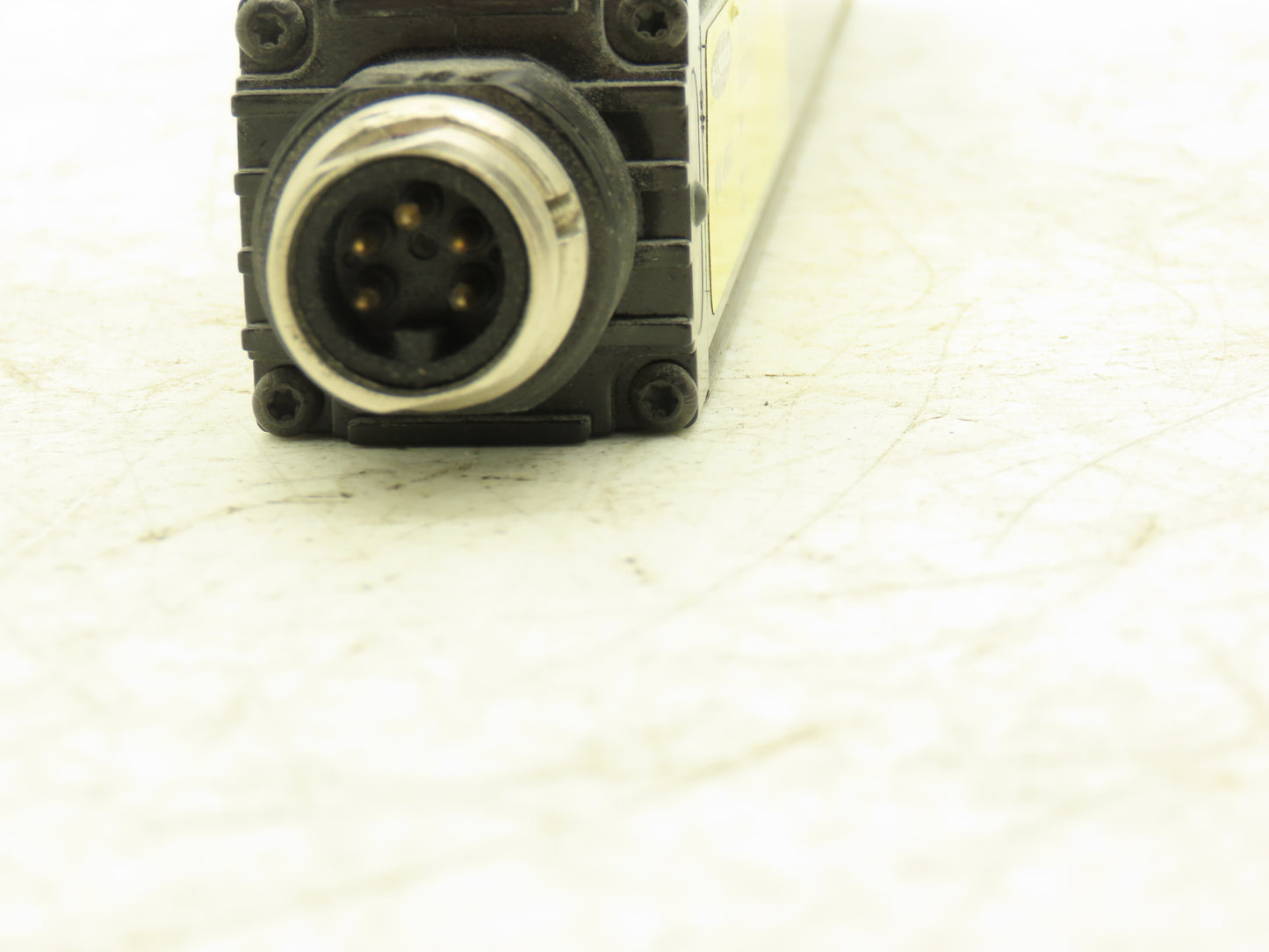 Banner 38541 Mini-Array Emitter Sensor 295mm 19mm Beam Spacing Light Curtain