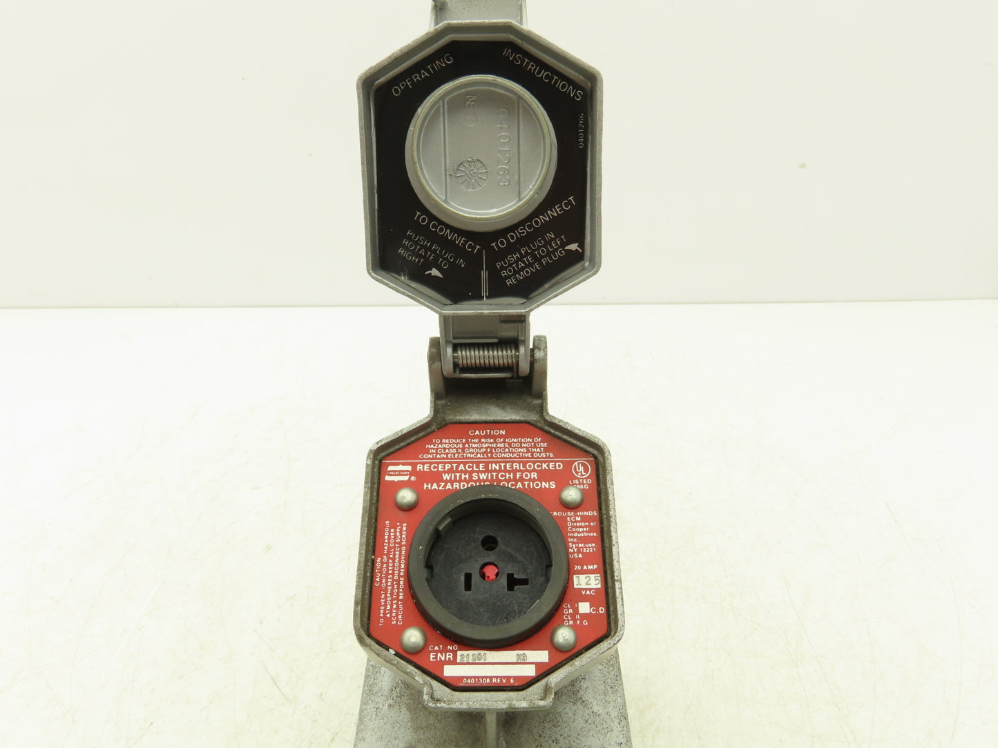 Crouse Hinds ENR21201 Ark Gard Receptacle 20A 125V Explosionproof Raintight