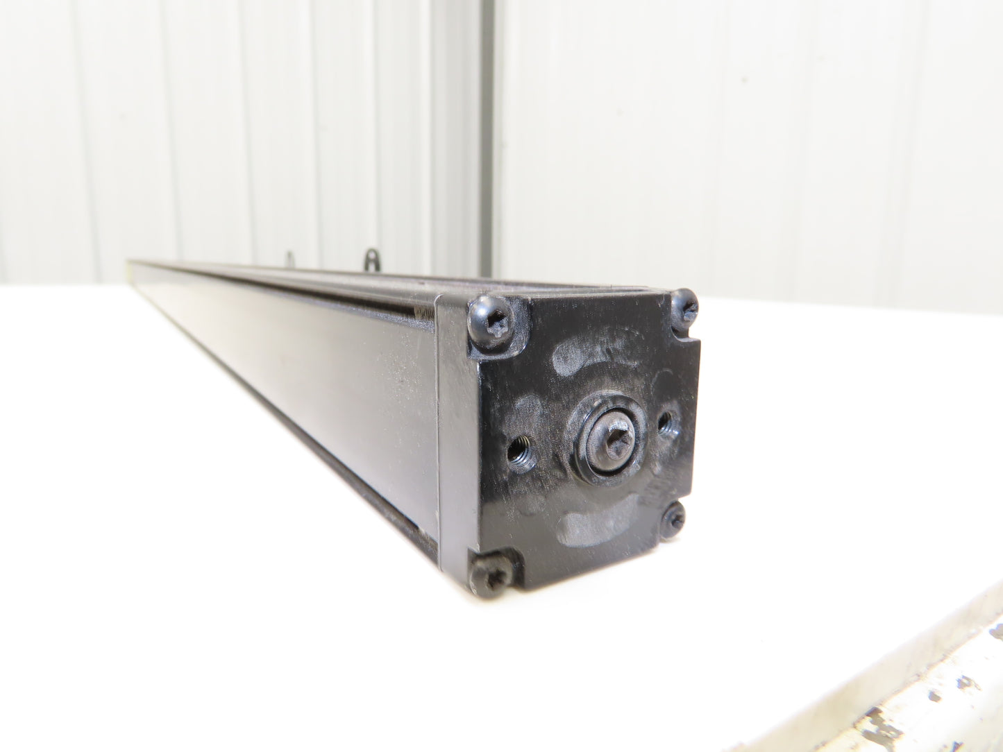 Banner 39586 Mini-Array Receiver Sensor 1057mm 19mm Beam Spacing Light Curtain