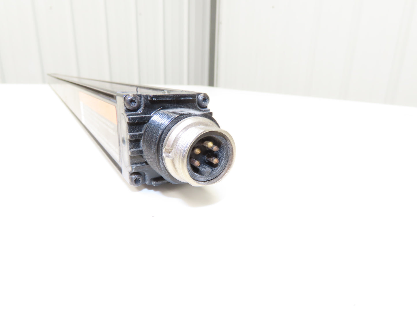 Banner 39578 Mini-Array Emitter Sensor 1057mm 19mm Beam Spacing Light Curtain