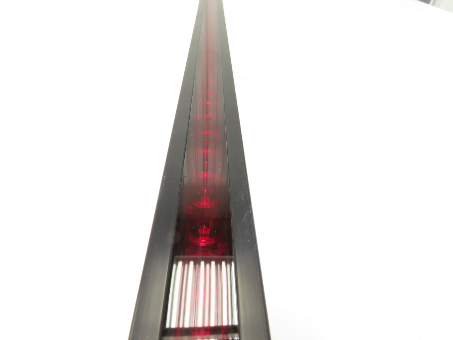 Banner 39578 Mini-Array Emitter Sensor 1057mm 19mm Beam Spacing Light Curtain
