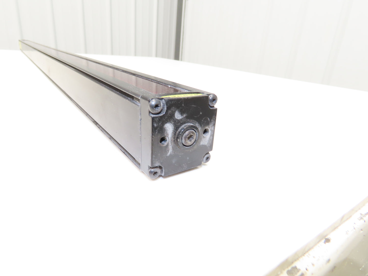 Banner 39578 Mini-Array Emitter Sensor 1057mm 19mm Beam Spacing Light Curtain