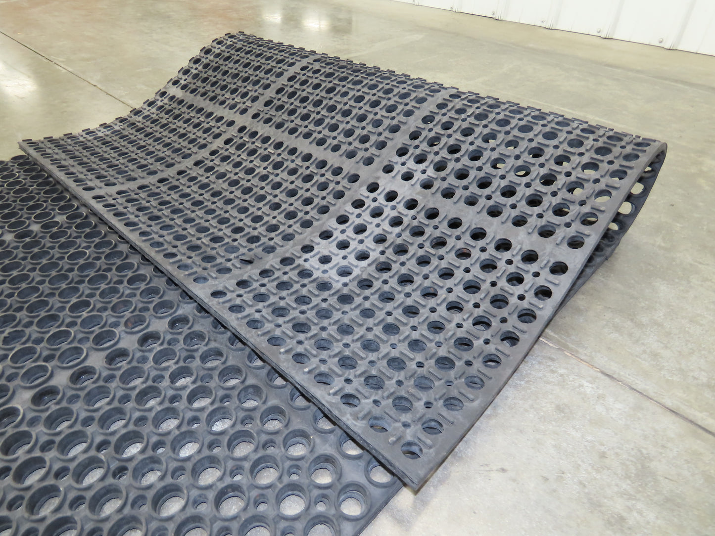 Add-A-Level M38780 Anti-Fatigue Black Rubber Floor Mat 36"x 96" Work Platform