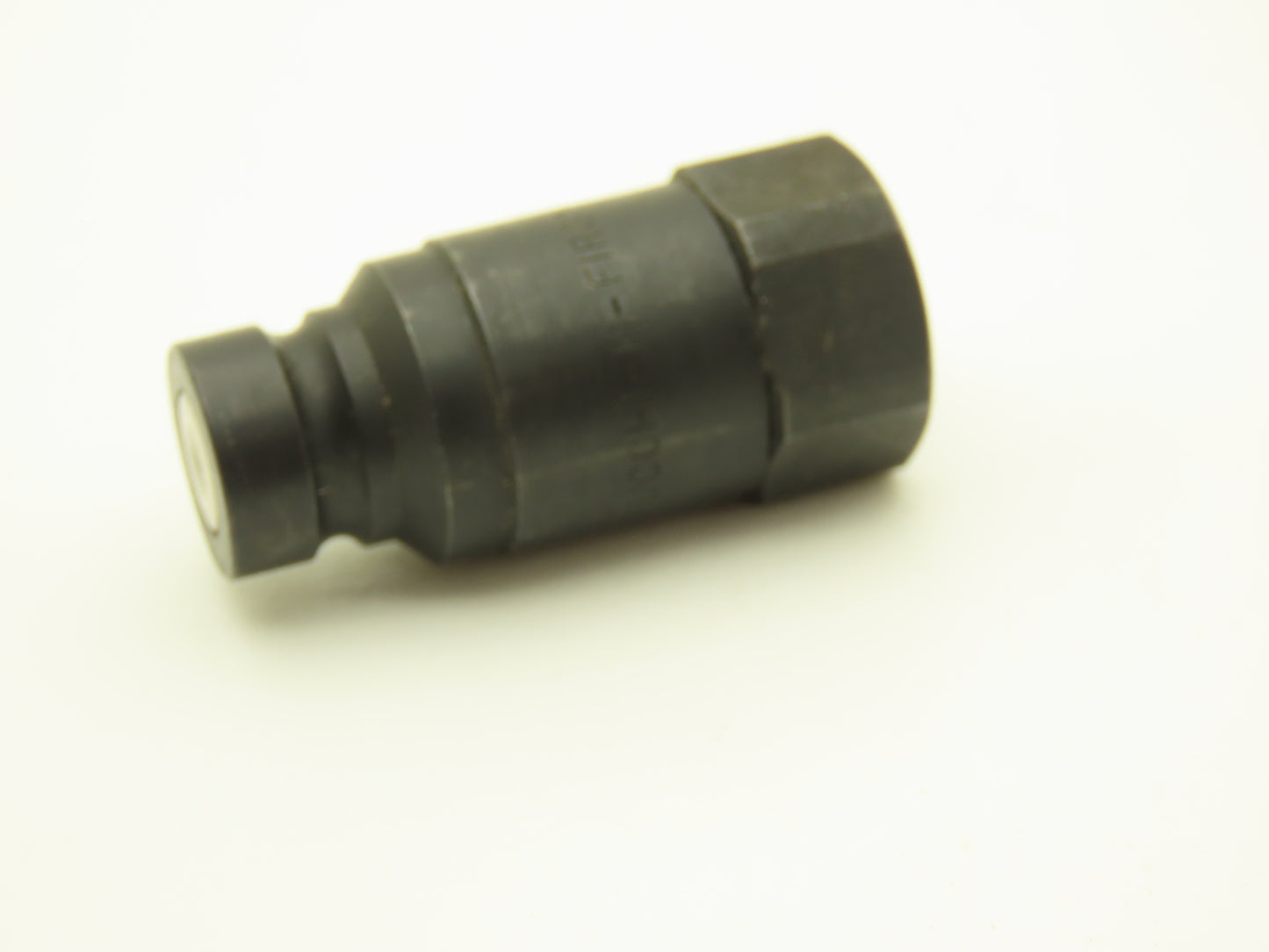 Stucchi M-FIRG 1/4 Flat Face Hydraulic Coupling Male 1/4" Body 1/4" NPT Lot of 4