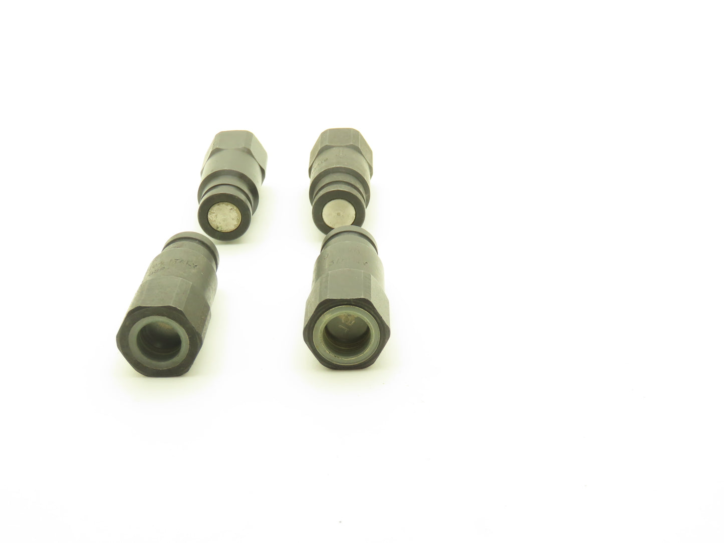 Stucchi M-FIRG-38QV Hydraulic Flat Face Coupling 3/8" Body  3/8" NPT Lot of 4