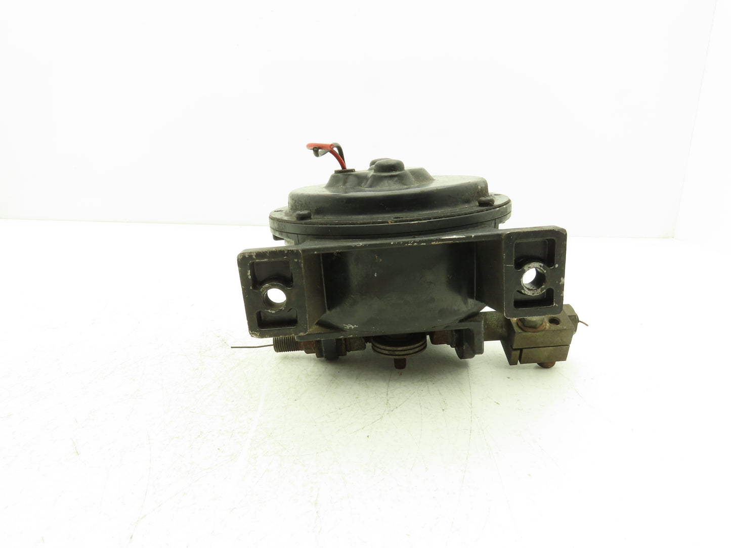Yaskawa Electric PMEE-12-KB31 Welder Wire Motor Feeder 24V Size 1.2 Roller