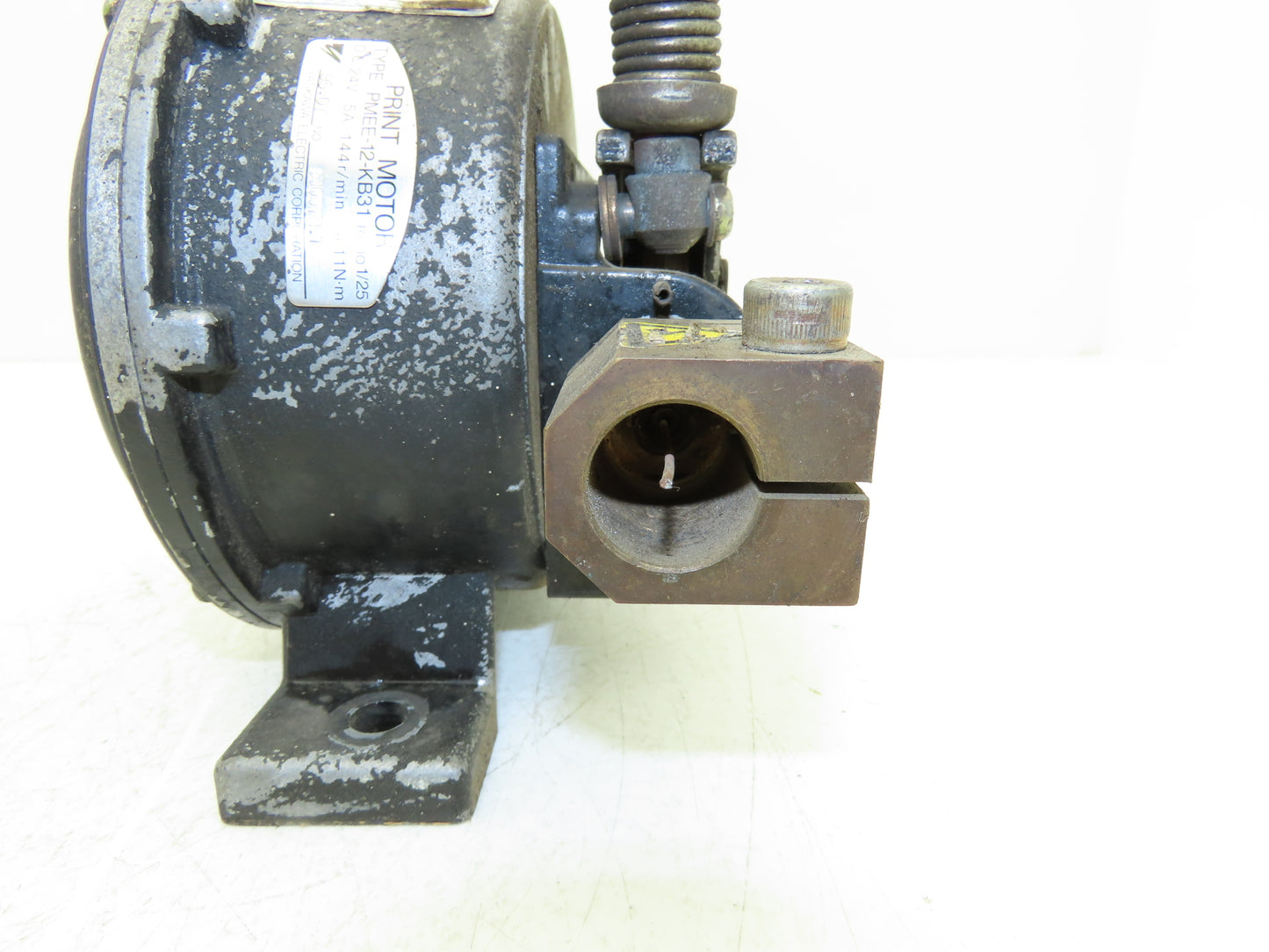 Yaskawa Electric PMEE-12-KB31 Welder Wire Motor Feeder 24V Size 1.2 Roller