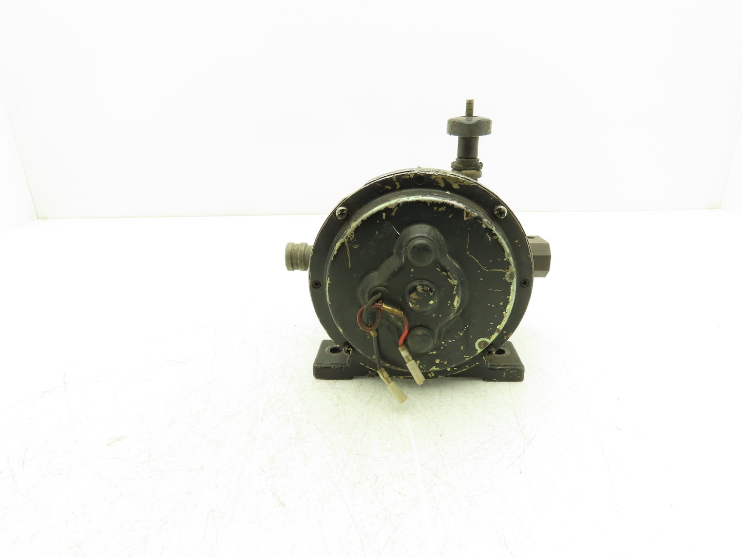 Yaskawa Electric PMEE-12-KB31 Welder Wire Motor Feeder 24V Size 0.9-1.0 Roller