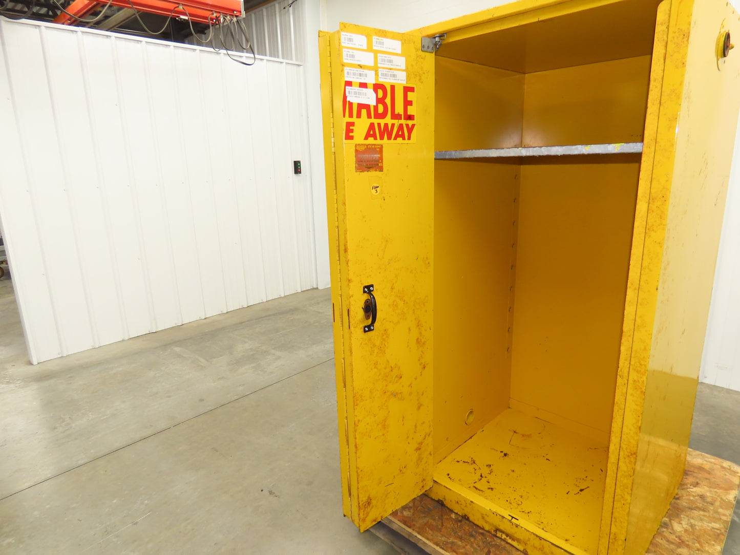 Eagle Flammable Liquid Safety Cabinet Yellow Bi Fold Door 60 Gal Self Closing