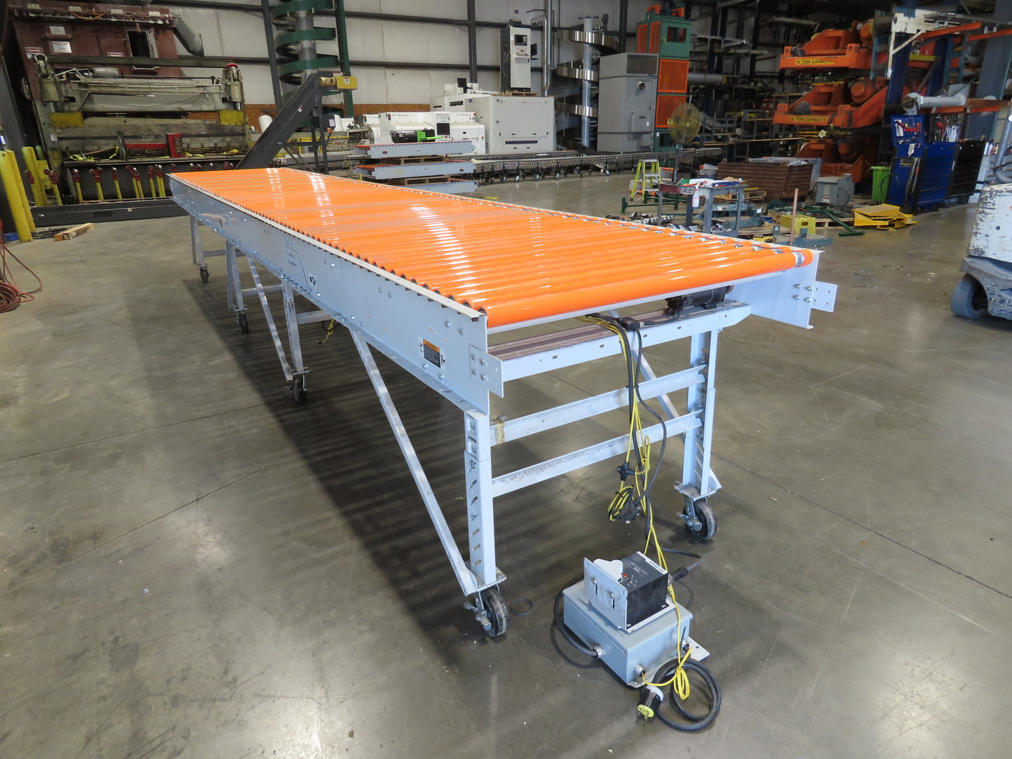 Roach 48"x 22' 6" Portable Roller Conveyor 115V Adj Speed O-Ring Belt Drive 45"H