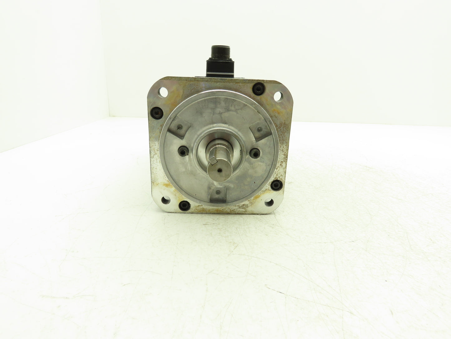 Yaskawa USAGED-09A22K AC Servo Motor 0.85kW 3PH 1500 RPM Encoder UTOPH-81AWF