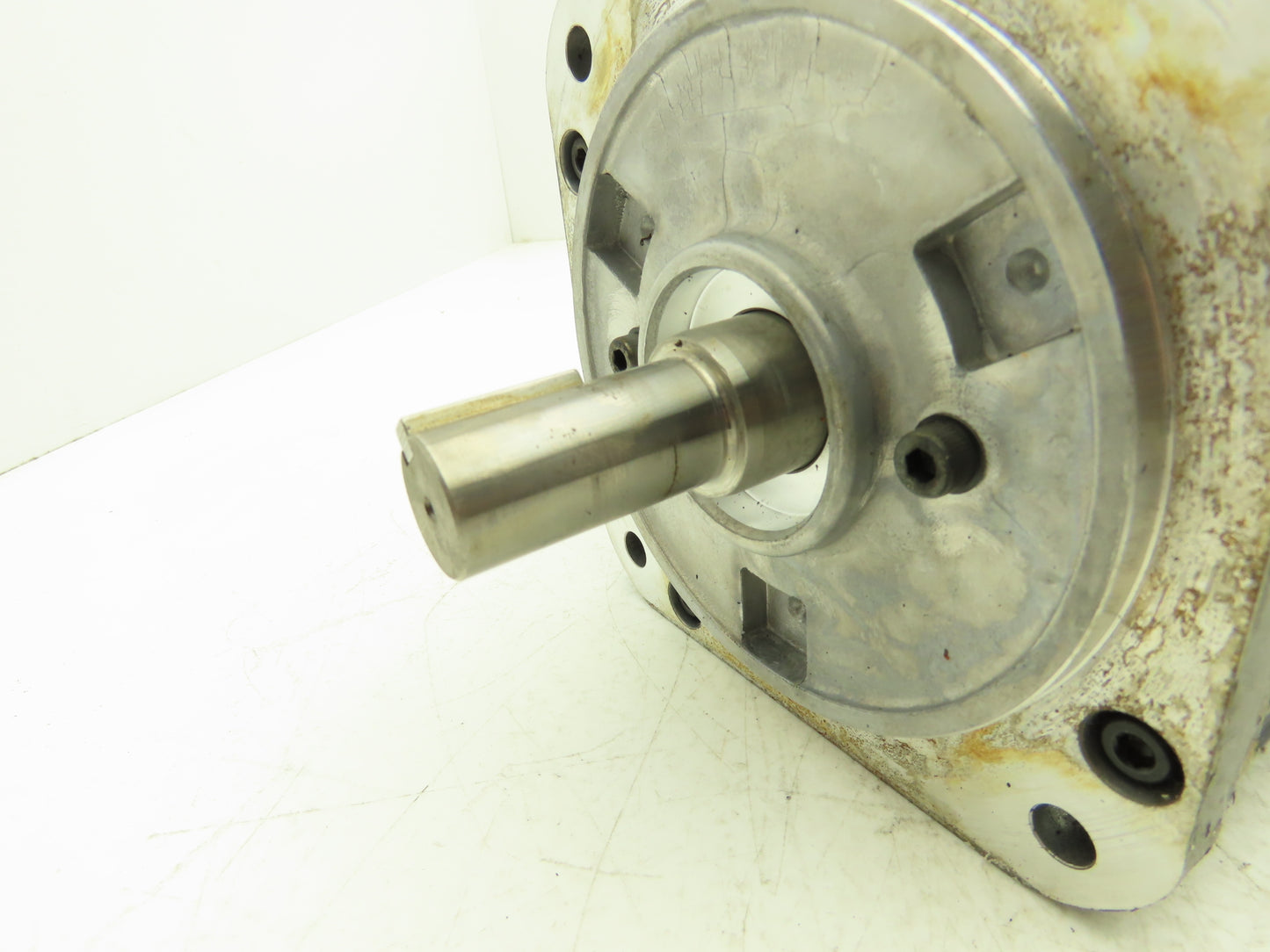 Yaskawa USAGED-09A22K AC Servo Motor 0.85kW 3PH 1500 RPM Encoder UTOPH-81AWF