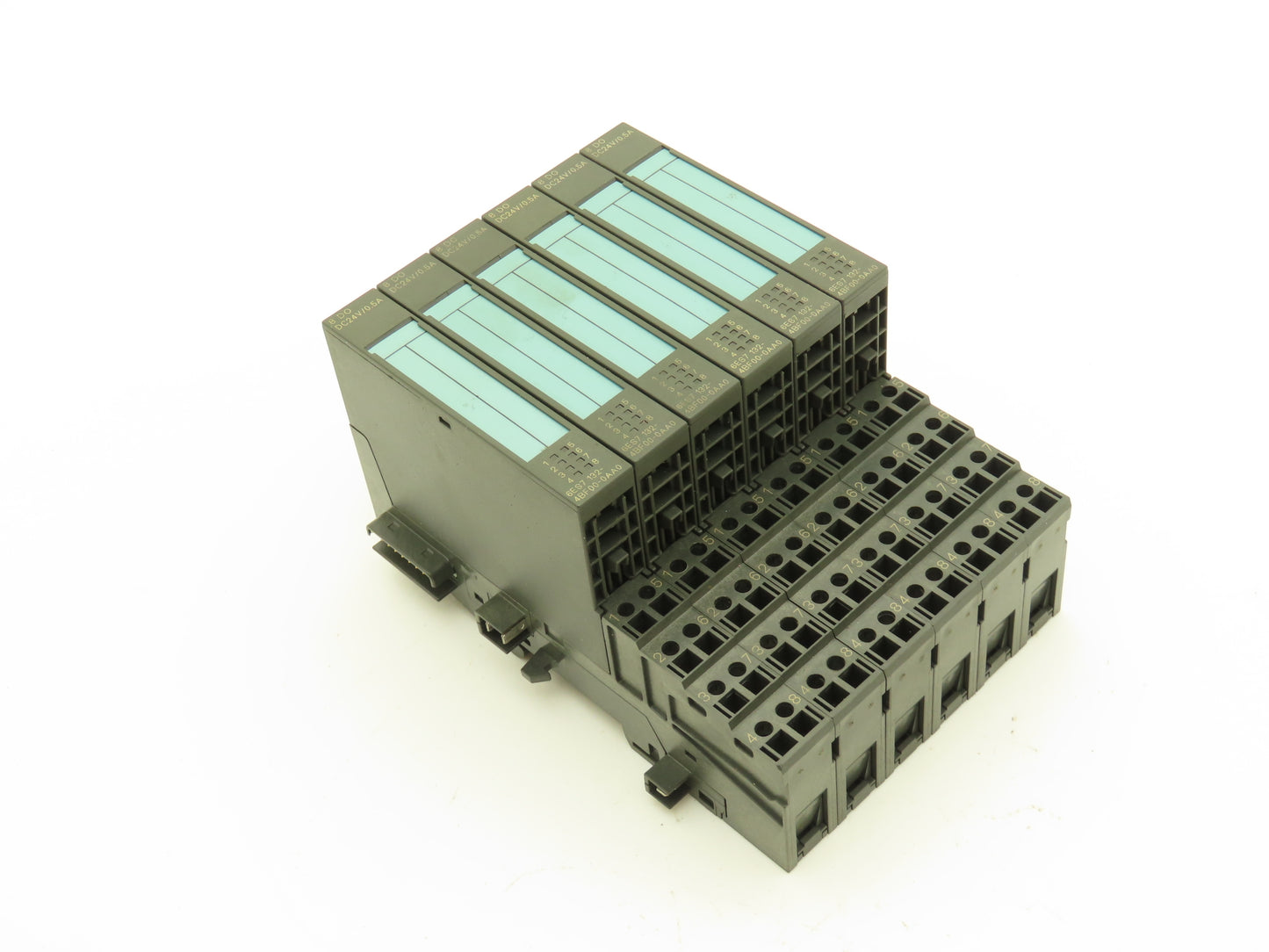 Siemens 6ES7 132-4BF00-0AA0 SIMATIC 8PT Digital Output W/Terminal 24VDC Lot Of 6