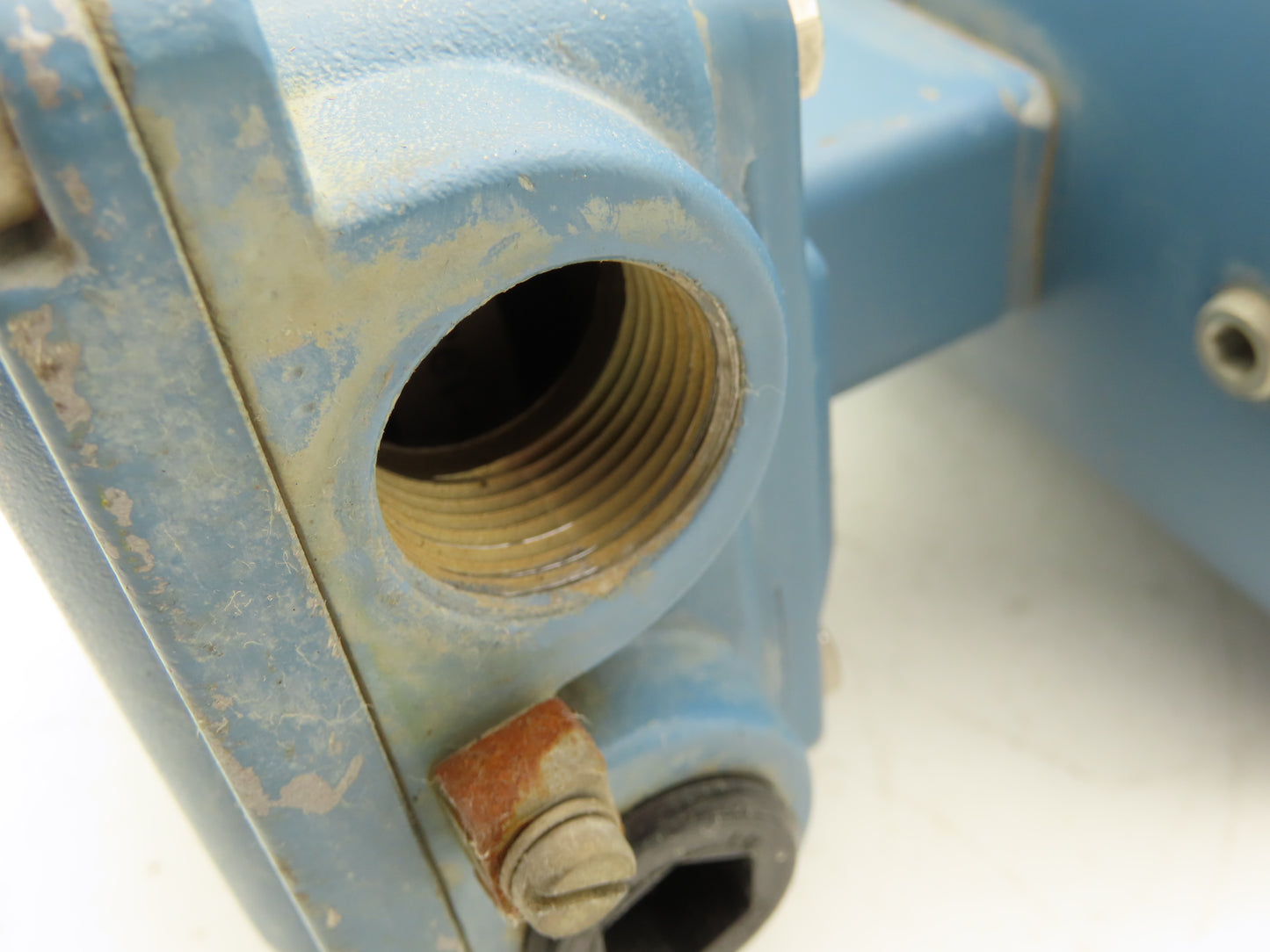 Rosemount TSA040R1G1 Magnetic Flow Tube 4" 740Max PSI @300F 40VDC