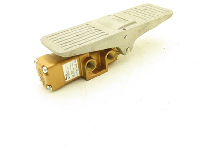Versa VAT-3503-111 Brass Directional Pneumatic Air Valve 3-Way 3-Pos Foot Pedal